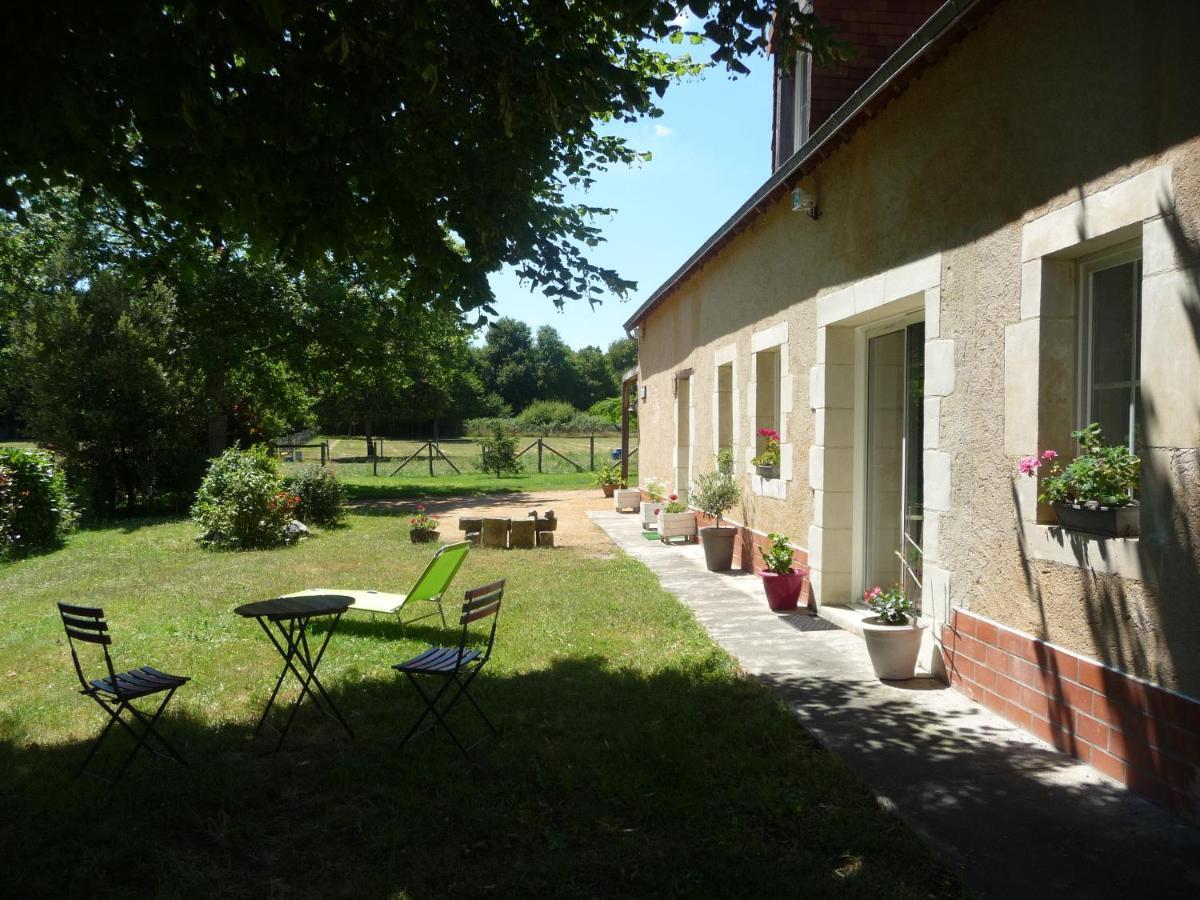Chambre D'Hote En Vallee Du Loir - Elevage Des Rosiers Bazouges-sur-le-Loir 외부 사진